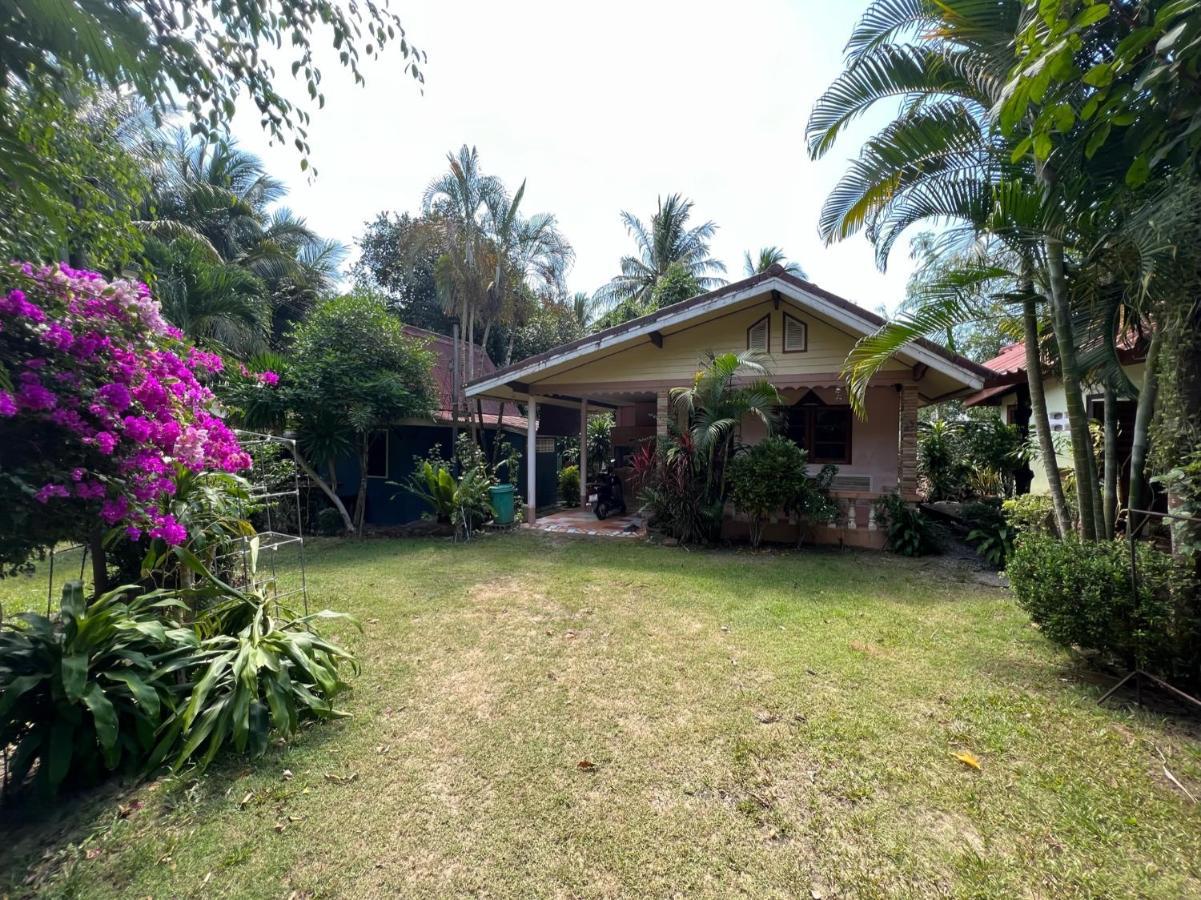 Garden Bungalow Resort Thai Mueang Exterior foto