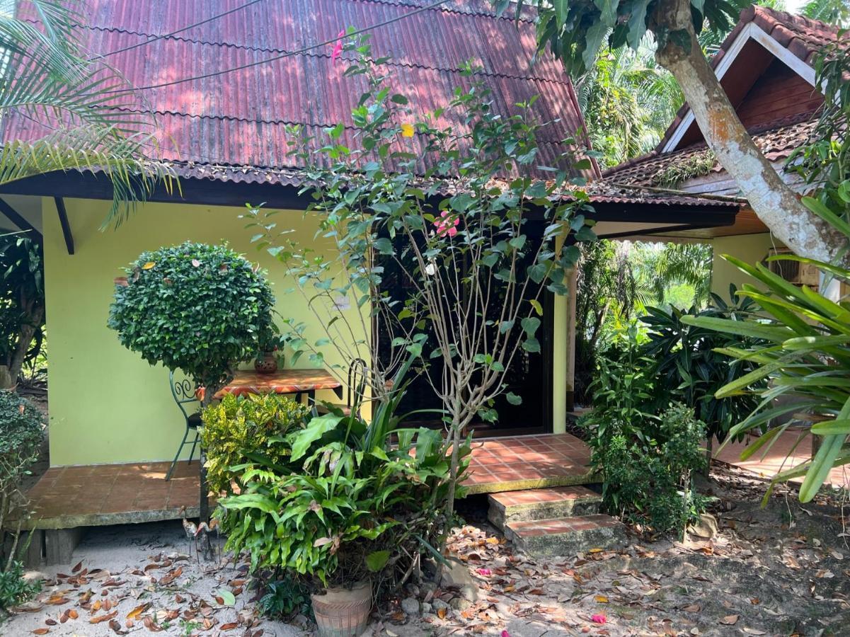 Garden Bungalow Resort Thai Mueang Exterior foto
