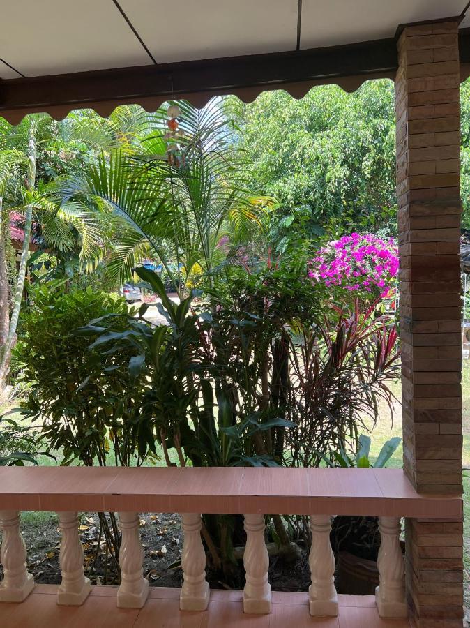 Garden Bungalow Resort Thai Mueang Exterior foto